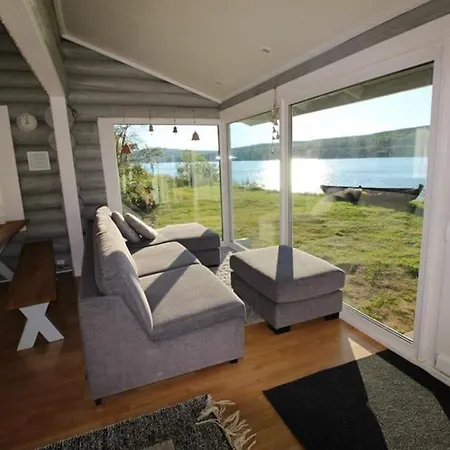 Beautiful Riverside With Sauna *