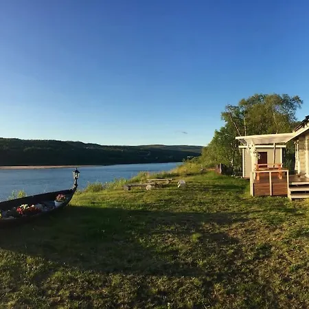 Beautiful Riverside With Sauna *