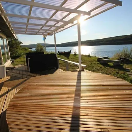 Beautiful Riverside With Sauna 公寓 *