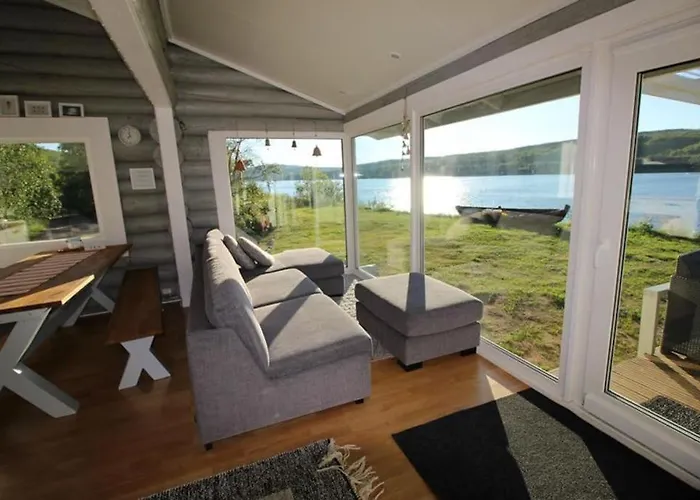 Beautiful Riverside With Sauna *