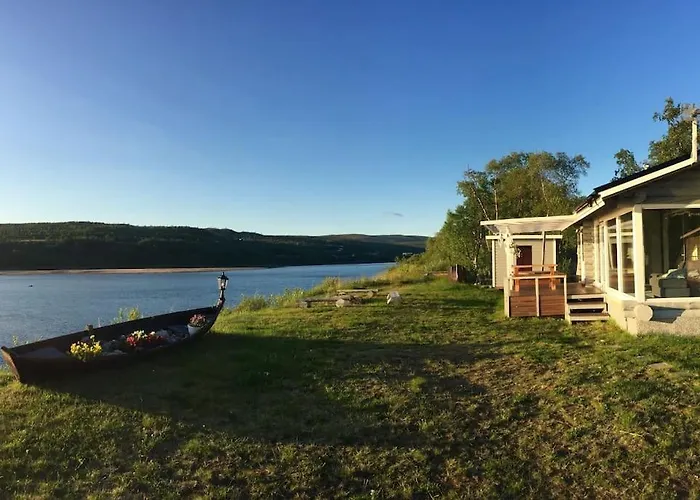 Beautiful Riverside With Sauna *