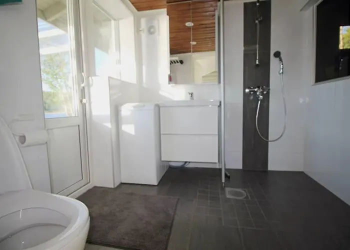 Beautiful Riverside With Sauna 公寓 *