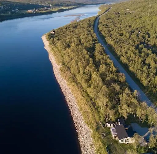 Beautiful Riverside With Sauna 公寓 Nuorgam