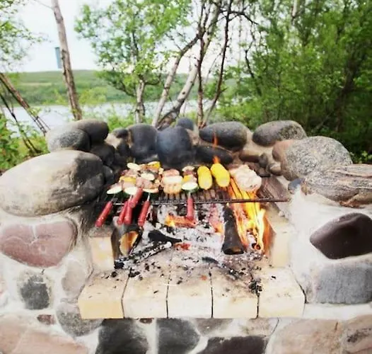 Beautiful Riverside With Sauna 公寓